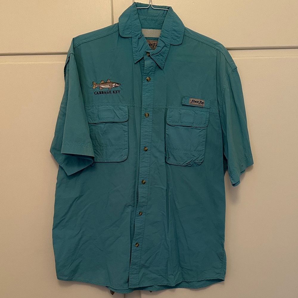 EUC Cabbage Key Fishing Short Sleeve Men's Blue Shirt